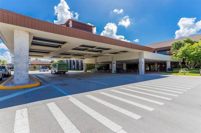 12800 SW 7th Ct 311G, Pembroke Pines, FL 33027