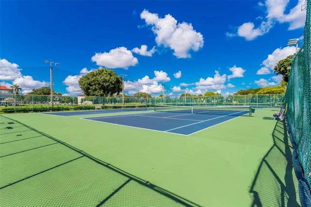 12800 SW 7th Ct 311G, Pembroke Pines, FL 33027
