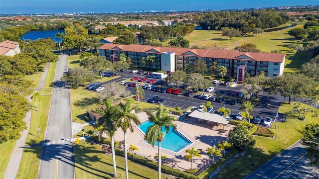 12800 SW 7th Ct 311G, Pembroke Pines, FL 33027