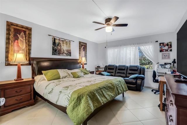 12800 SW 7th Ct 311G, Pembroke Pines, FL 33027