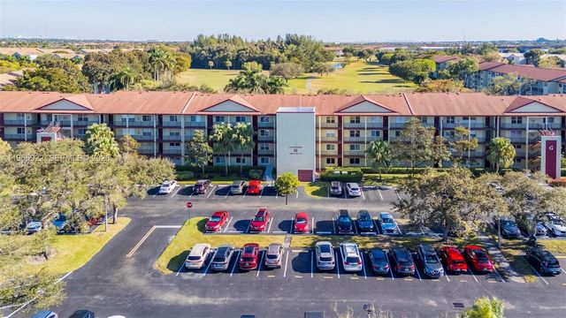 12800 SW 7th Ct 311G, Pembroke Pines, FL 33027