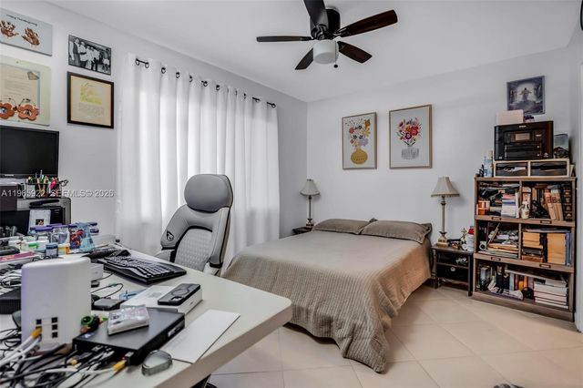 12800 SW 7th Ct 311G, Pembroke Pines, FL 33027