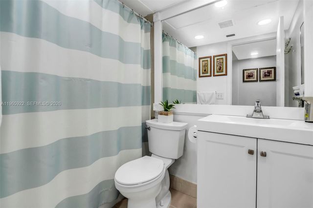 12800 SW 7th Ct 311G, Pembroke Pines, FL 33027