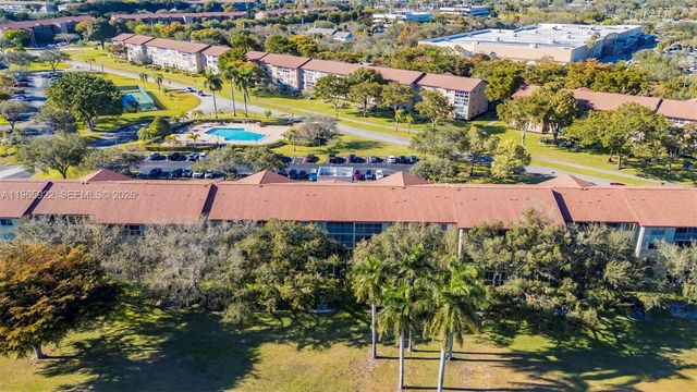 12800 SW 7th Ct 311G, Pembroke Pines, FL 33027