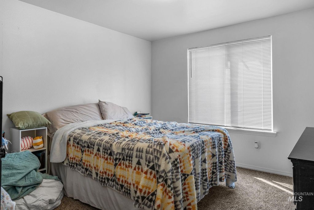1805 E Overland Rd. Building 40, Meridian, ID 83642 photo 4