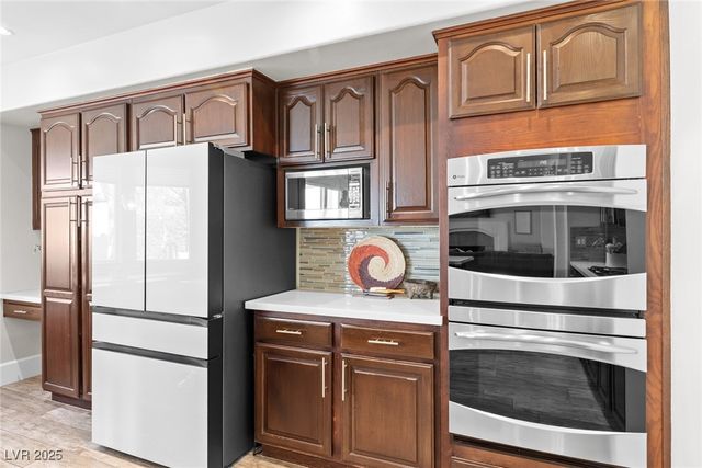 174 Wentworth Drive, Henderson, NV 89074