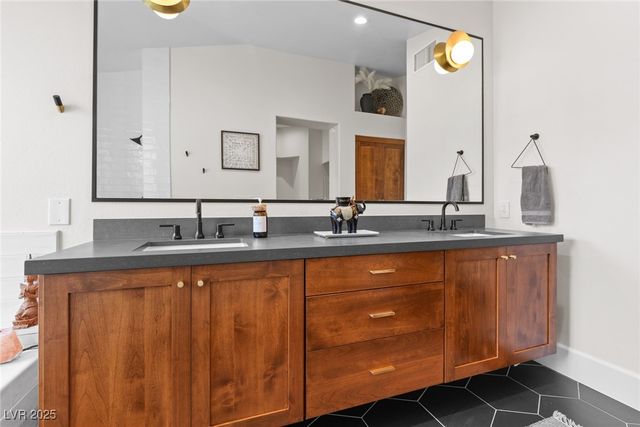 174 Wentworth Drive, Henderson, NV 89074