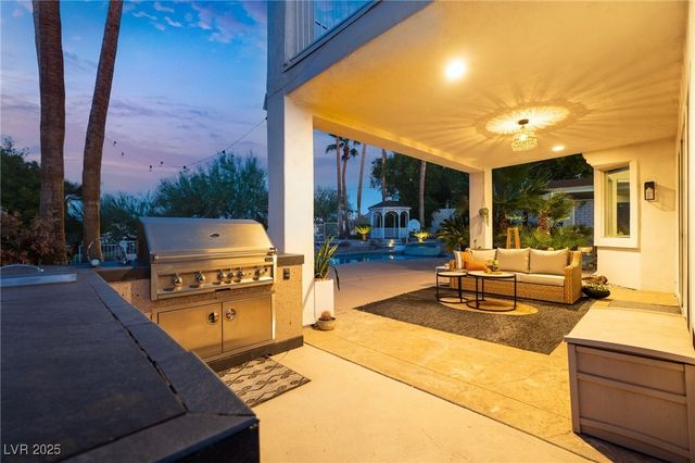 174 Wentworth Drive, Henderson, NV 89074