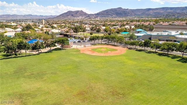 174 Wentworth Drive, Henderson, NV 89074