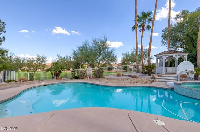174 Wentworth Drive, Henderson, NV 89074