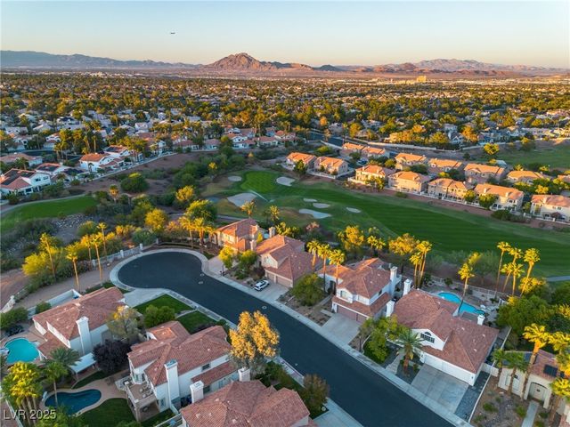 174 Wentworth Drive, Henderson, NV 89074