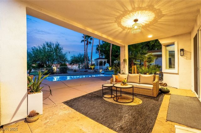 174 Wentworth Drive, Henderson, NV 89074