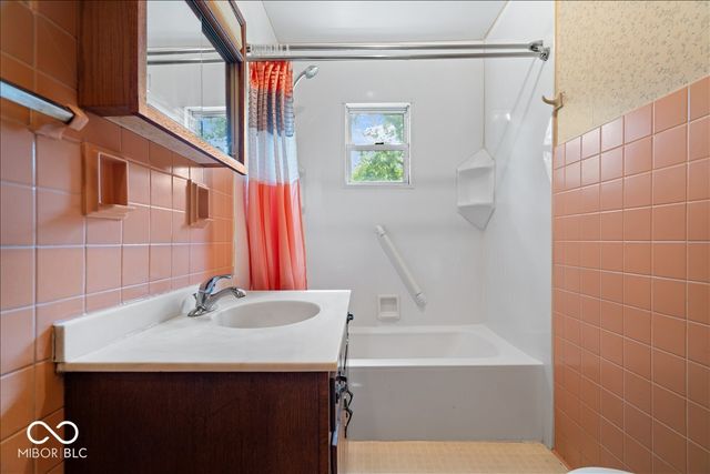 17533 N Gray Road, Noblesville, IN 46062