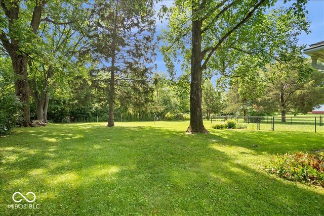 17533 N Gray Road, Noblesville, IN 46062
