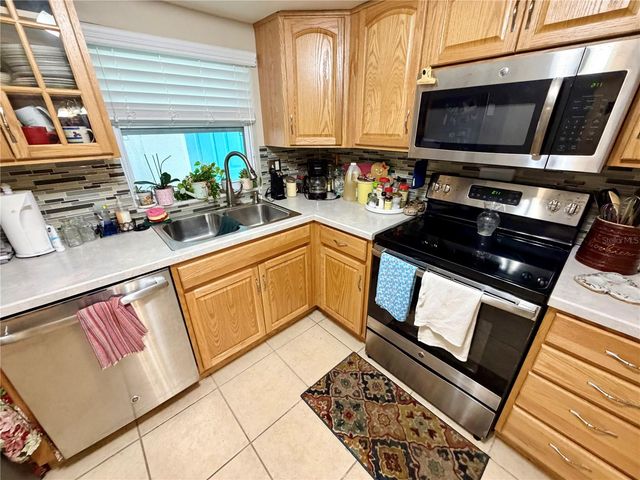 524 CAMEO DRIVE, Lakeland, FL 33803