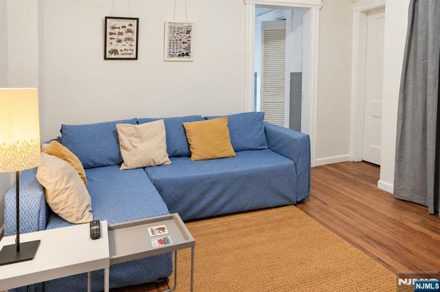 418 Walnut Street, Newark, NJ 07105