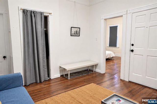 418 Walnut Street, Newark, NJ 07105