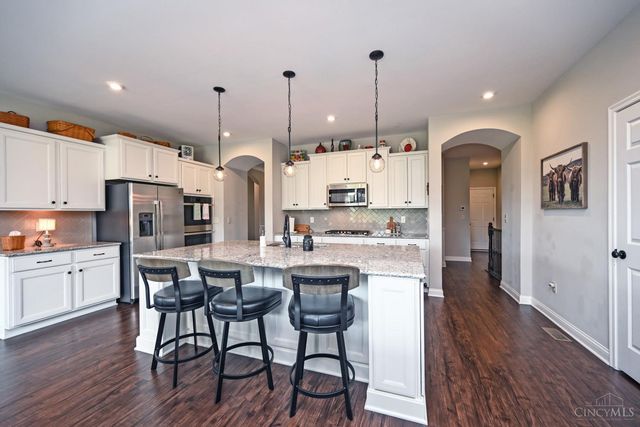 2735 Buckridge Drive, Miami Twp, OH 45233