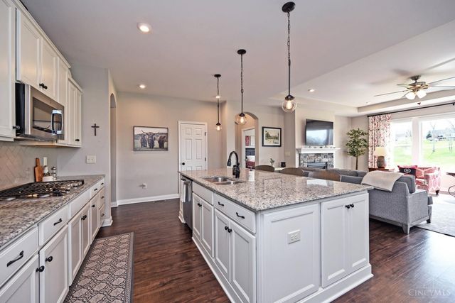 2735 Buckridge Drive, Miami Twp, OH 45233