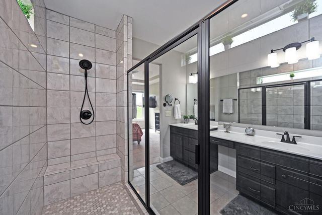 2735 Buckridge Drive, Miami Twp, OH 45233