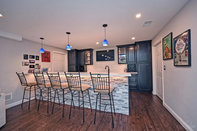 2735 Buckridge Drive, Miami Twp, OH 45233