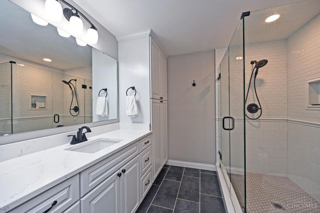 2735 Buckridge Drive, Miami Twp, OH 45233