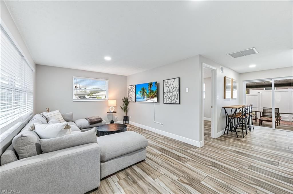 668 97th AVE N, NAPLES, FL 34108 — photo 3