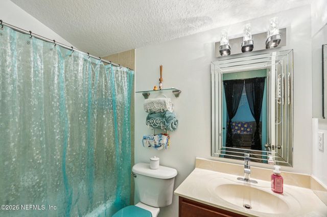 1831 CROSS GREEN Way, Fleming Island, FL 32003