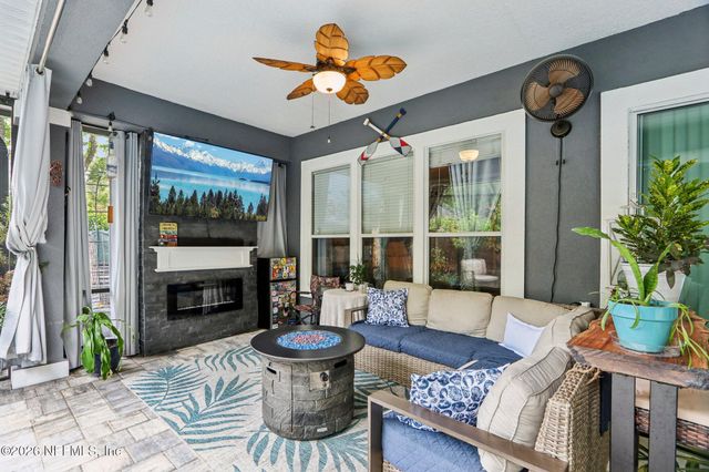 1831 CROSS GREEN Way, Fleming Island, FL 32003