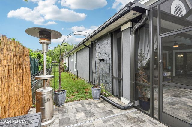 1831 CROSS GREEN Way, Fleming Island, FL 32003