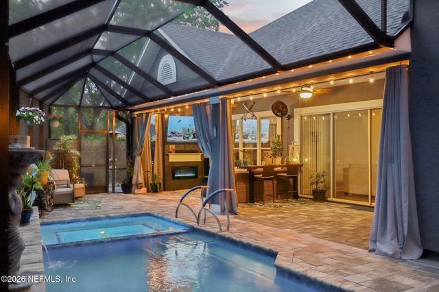 1831 CROSS GREEN Way, Fleming Island, FL 32003