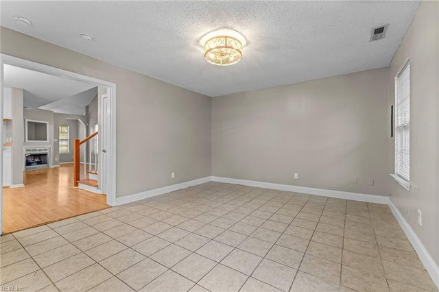 4931 Kemps Lake Drive, Virginia Beach, VA 23462