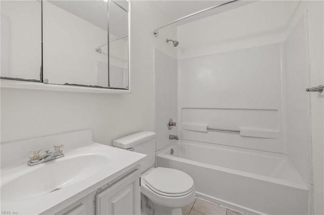 4931 Kemps Lake Drive, Virginia Beach, VA 23462