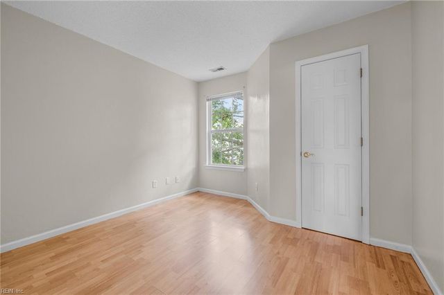 4931 Kemps Lake Drive, Virginia Beach, VA 23462