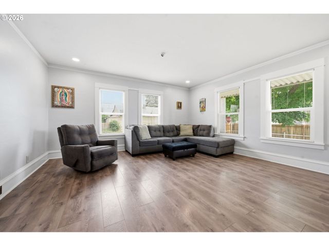 707 Se UNION St, Camas, WA 98607