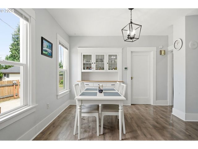 707 Se UNION St, Camas, WA 98607