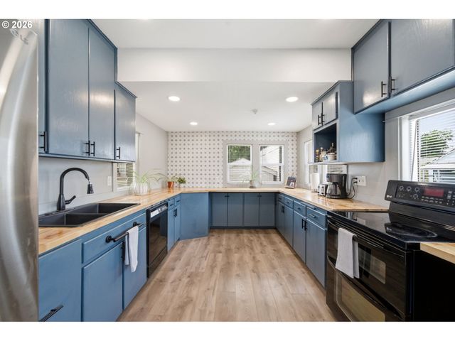 707 Se UNION St, Camas, WA 98607
