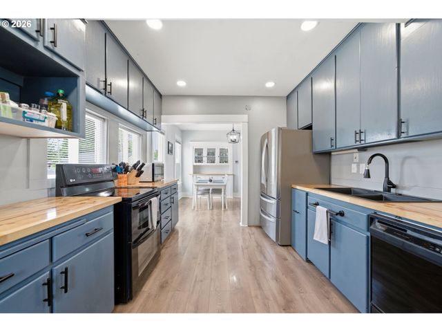 707 Se UNION St, Camas, WA 98607