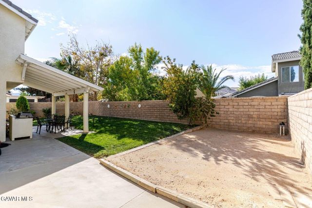 40055 Denham Drive, Palmdale, CA 93551