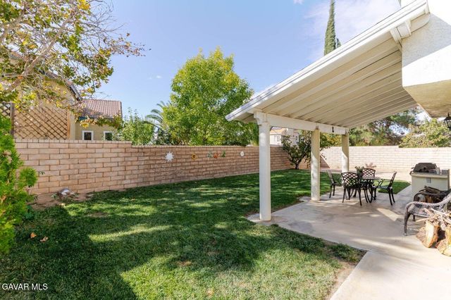 40055 Denham Drive, Palmdale, CA 93551