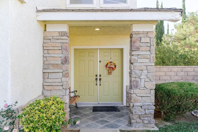 40055 Denham Drive, Palmdale, CA 93551