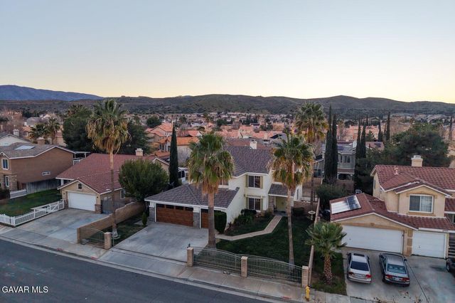 40055 Denham Drive, Palmdale, CA 93551