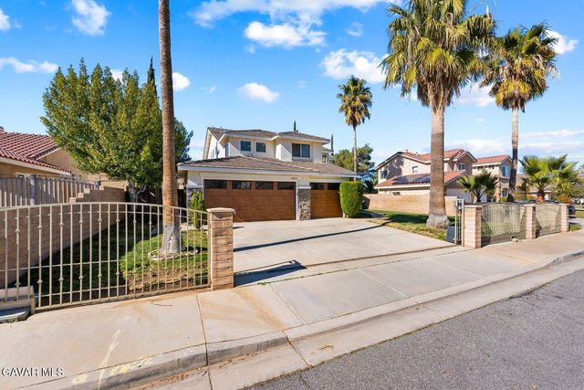 40055 Denham Drive, Palmdale, CA 93551