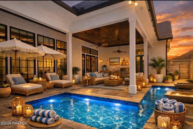 304 Bella Vista Parkway, Youngsville, LA 70592