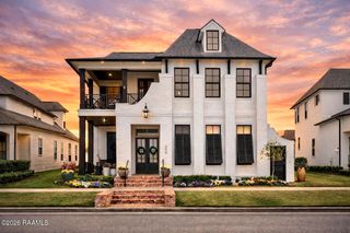 304 Bella Vista Parkway, Youngsville, LA 70592