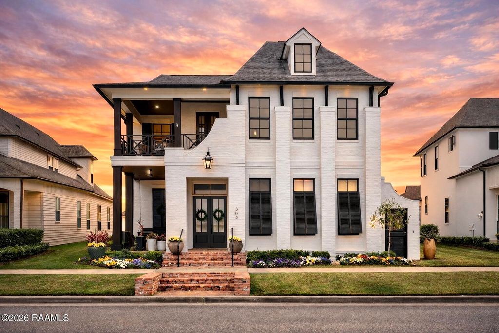 304 Bella Vista Parkway, Youngsville, LA 70592