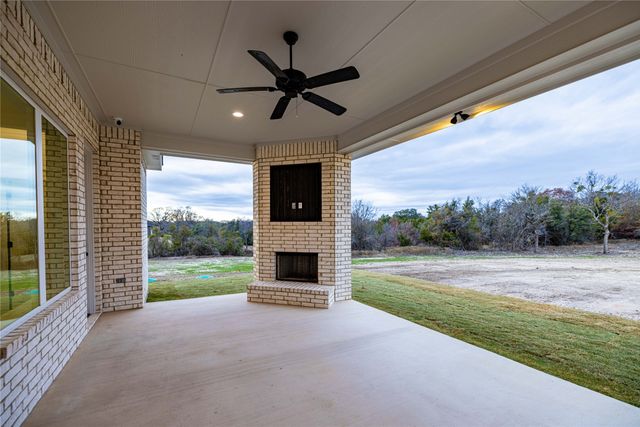 252 Oak Meadow Lane, Weatherford, TX 76085