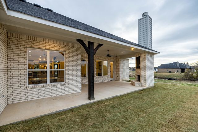 252 Oak Meadow Lane, Weatherford, TX 76085