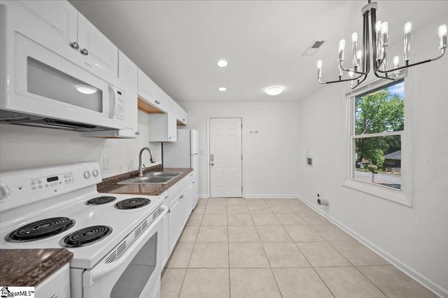 125 Westover Drive, Spartanburg, SC 29306