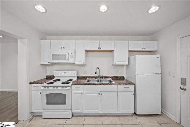 125 Westover Drive, Spartanburg, SC 29306